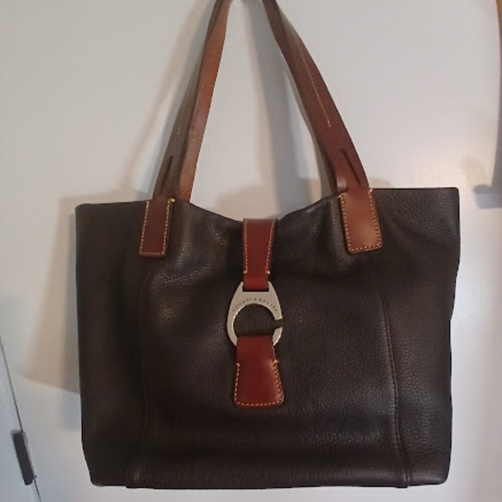 Dooney & Bourke shoulder bag